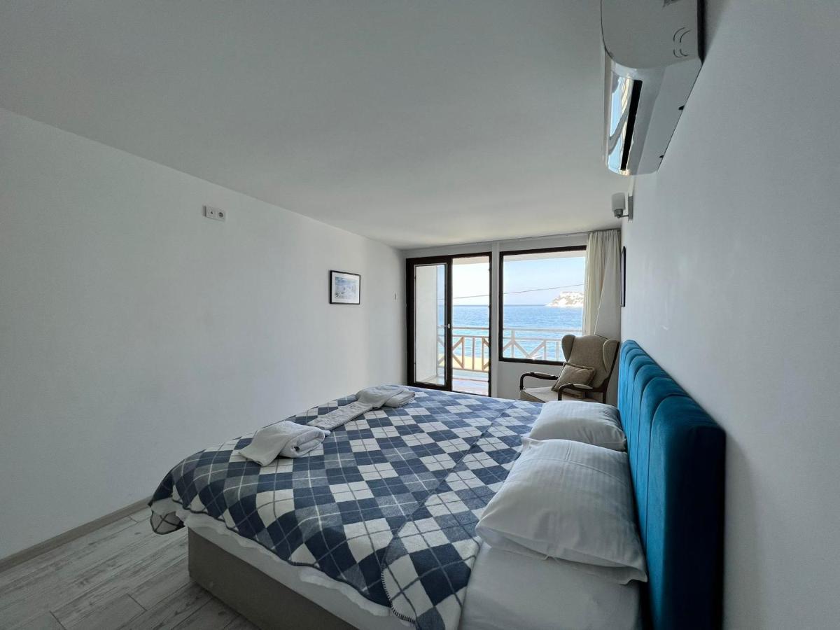 Giritli Rum Meyhanesi & Butik Otel Karaburun  Eksteriør bilde