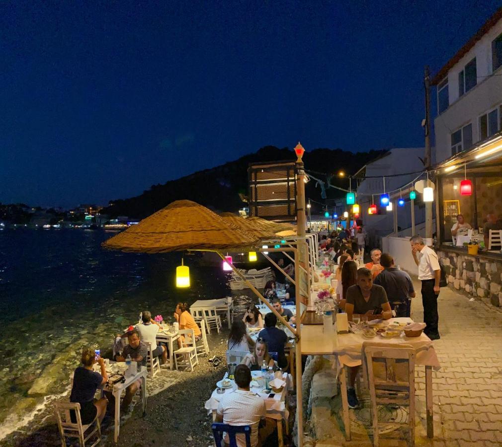 Giritli Rum Meyhanesi & Butik Otel Karaburun  Eksteriør bilde