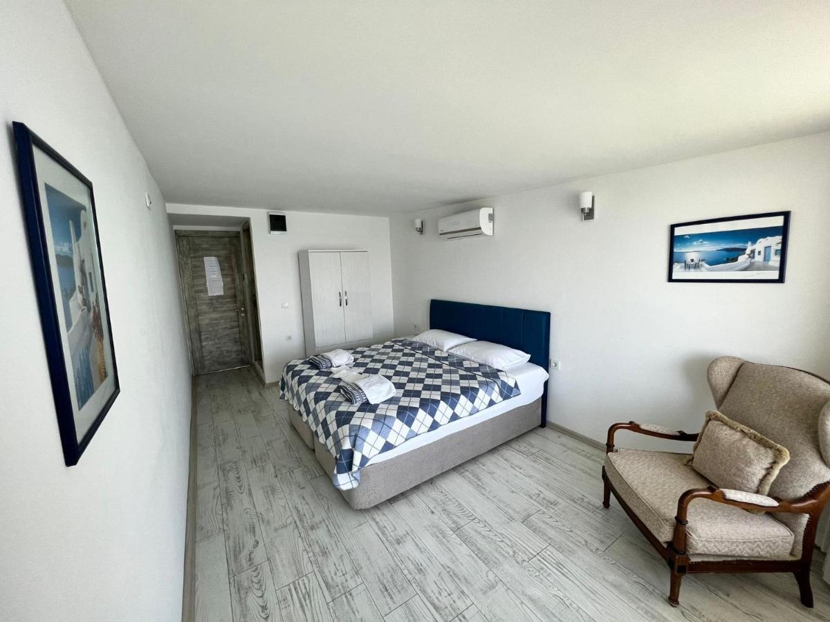 Giritli Rum Meyhanesi & Butik Otel Karaburun  Eksteriør bilde