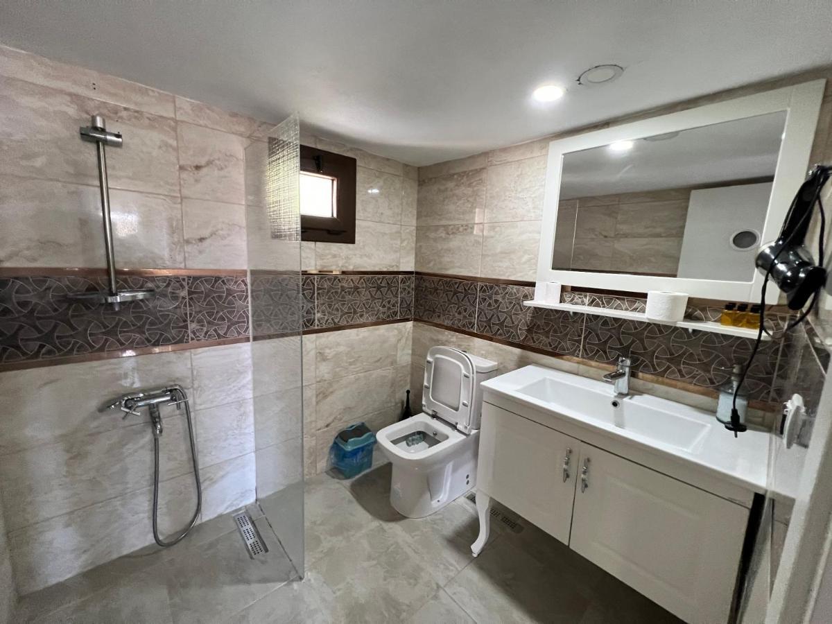 Giritli Rum Meyhanesi & Butik Otel Karaburun  Eksteriør bilde